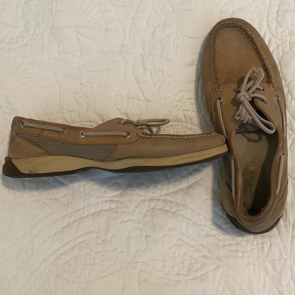 Sperry shoes size 8.5
